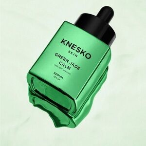 NIB Knesko GREEN JADE CALM SERUM 10ML